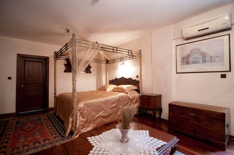 Villa Sphendone Suites