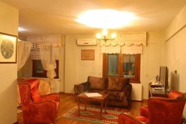 Villa Sphendone Suites