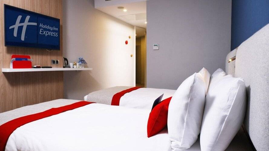 Holiday Inn Express Istanbul - Atakoy Metro, an IHG Hotel