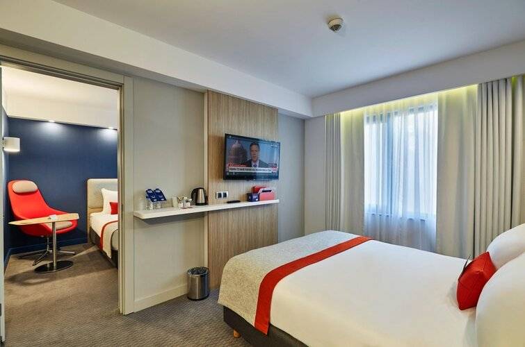 Holiday Inn Express Istanbul - Atakoy Metro, an IHG Hotel