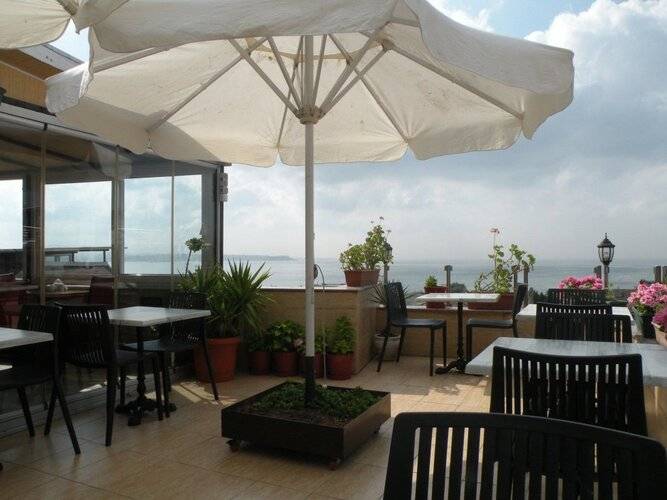 Agora Boutique Hotel & Bistro