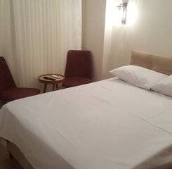 $item['hotel']['name']