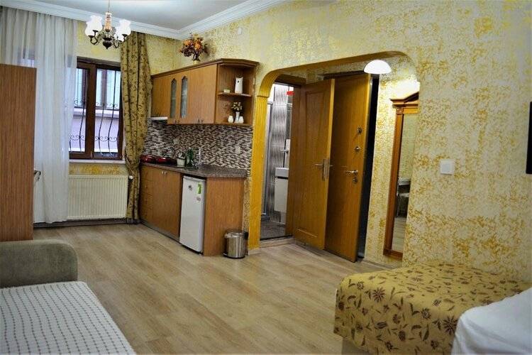 Camelot Apartment