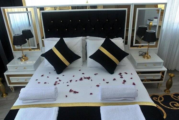 Emirhan Guest House & Suites