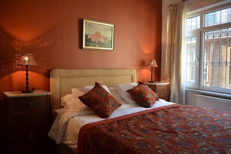 Emirhan Guest House & Suites