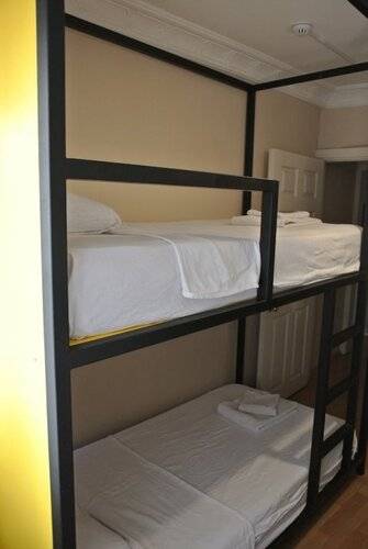 Emirhan Guest House & Suites