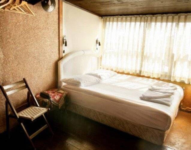 Ararat Hotel