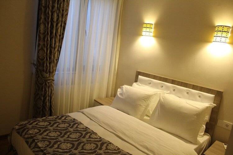 Ararat Hotel