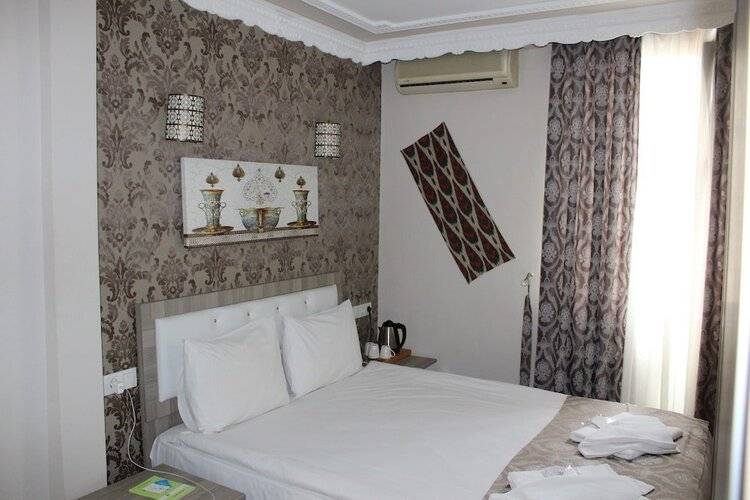 Ararat Hotel