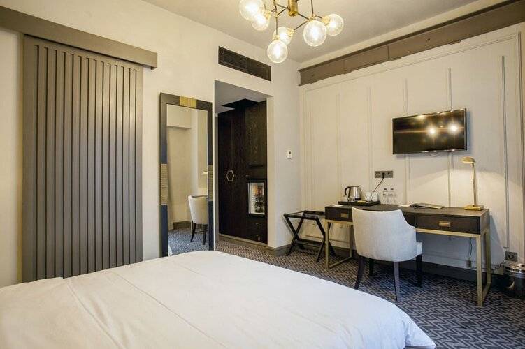 Nabu Hotel