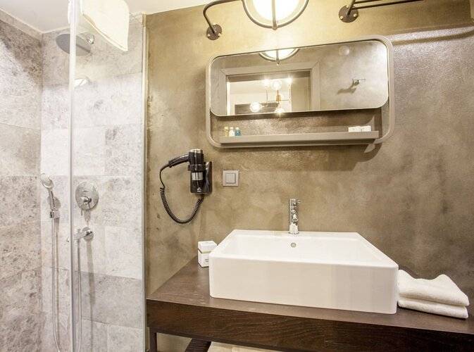 Nabu Hotel