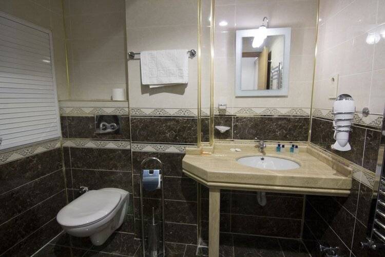Reyyan Hotel