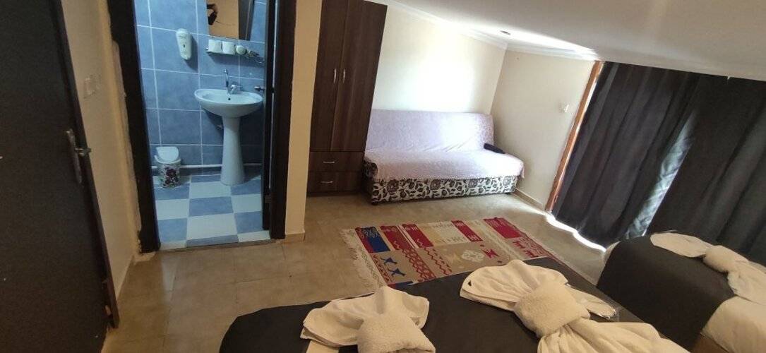 Sah Hotel