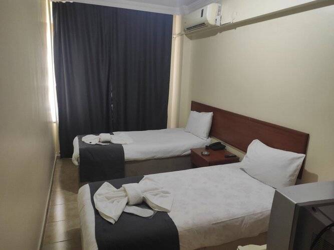 Sah Hotel