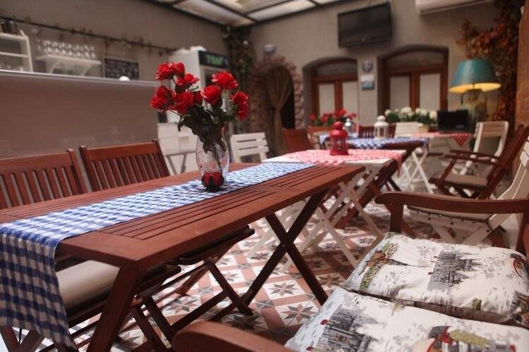 Tom Square Boutique Hotel