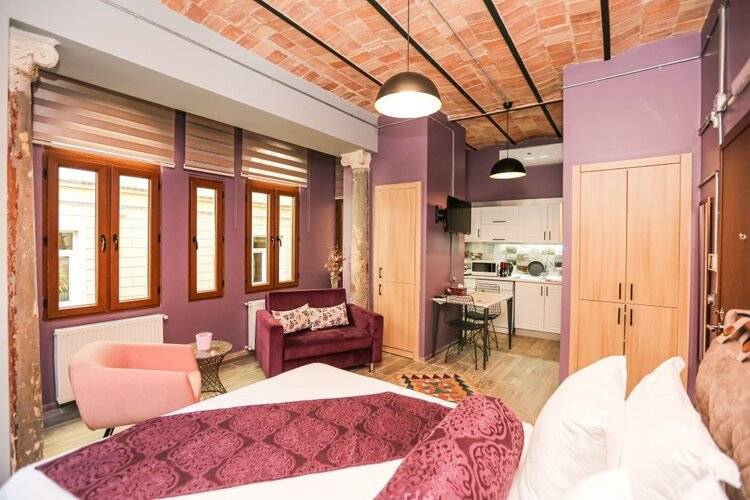 No 8 Galata