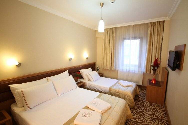 Q Hotel Old City