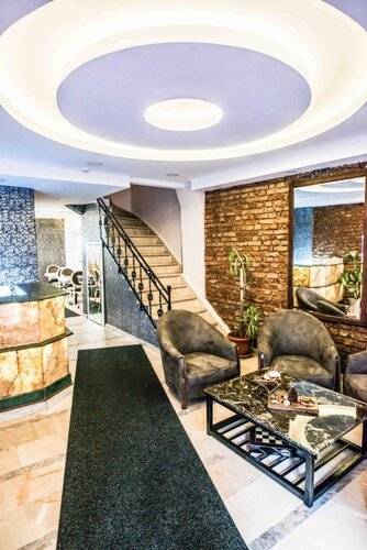 Lazz City Hotel