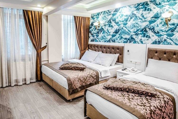 Lazz City Hotel