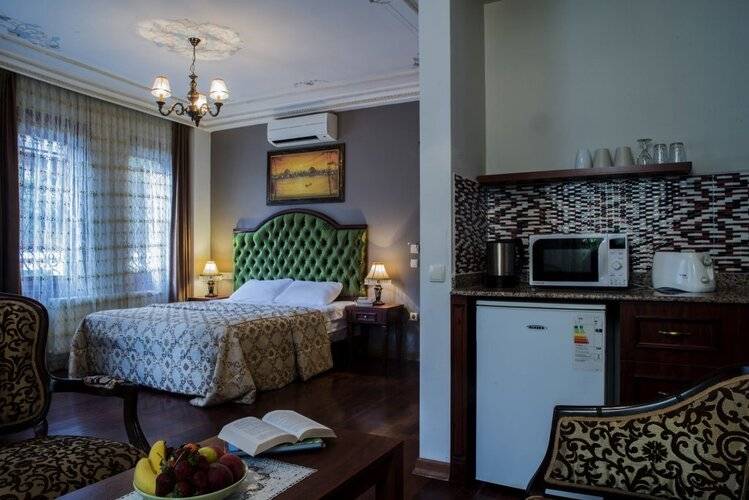 Tashkonak Sultan Suites and Apartments