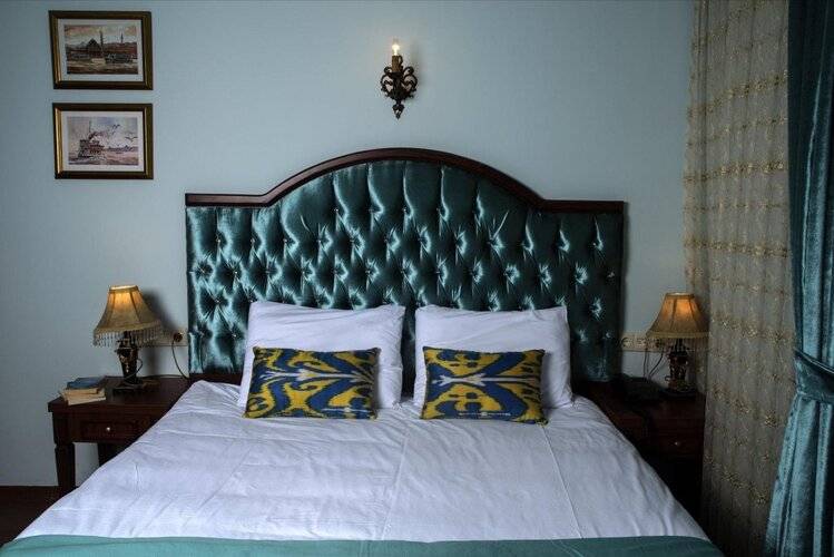 Tashkonak Sultan Suites and Apartments