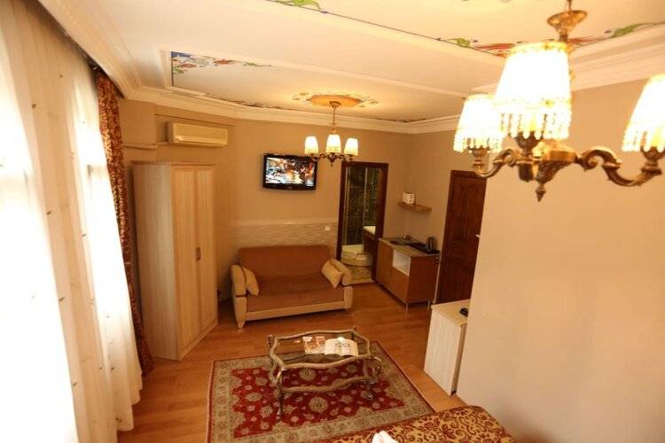 Tashkonak Sultan Suites and Apartments