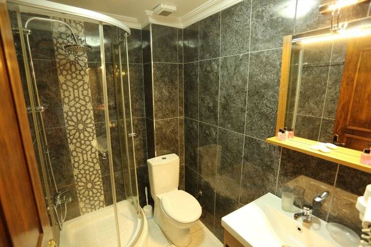 Tashkonak Sultan Suites and Apartments