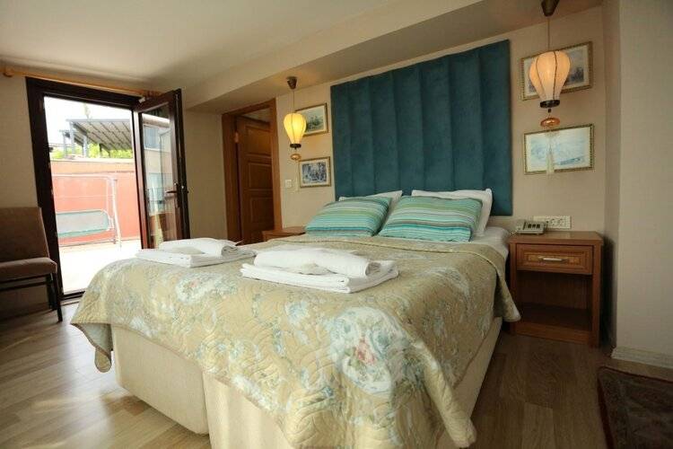 Tashkonak Sultan Suites and Apartments