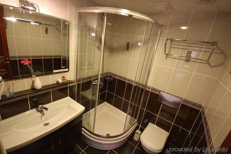 Tashkonak Sultan Suites and Apartments