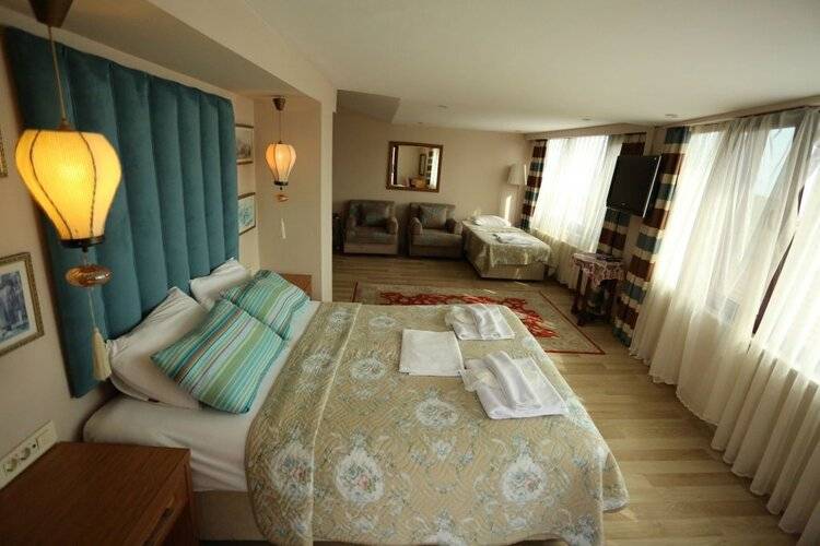 Tashkonak Sultan Suites and Apartments