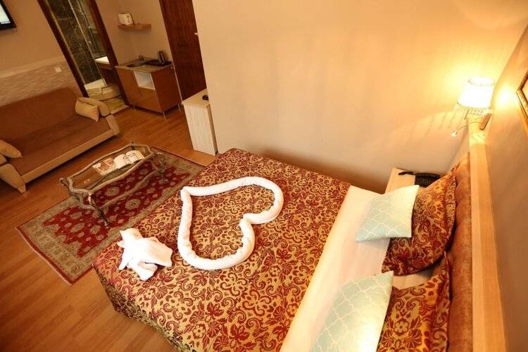 Tashkonak Sultan Suites and Apartments