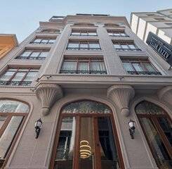 $item['hotel']['name']