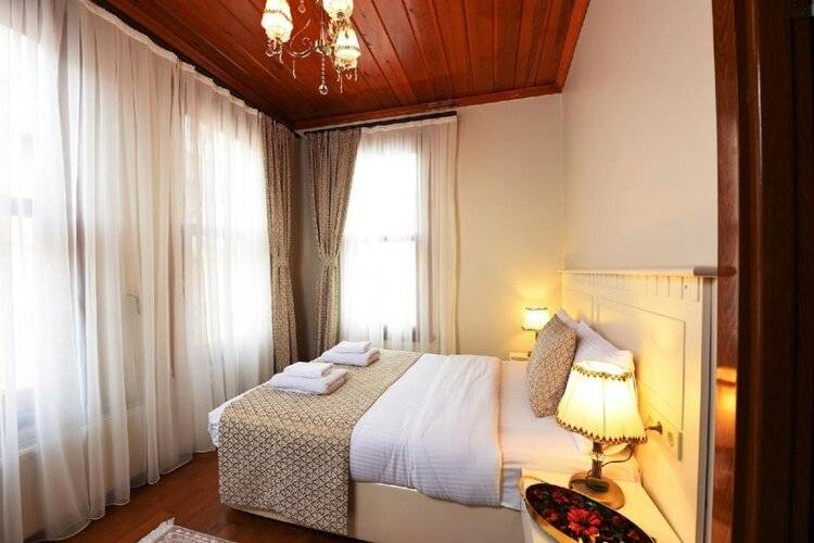 Elyka Hotel