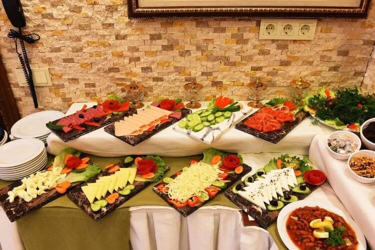 Elyka Hotel