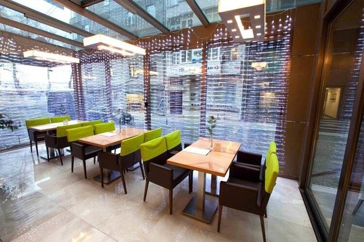 Ramada By Wyndham Istanbul Taksim