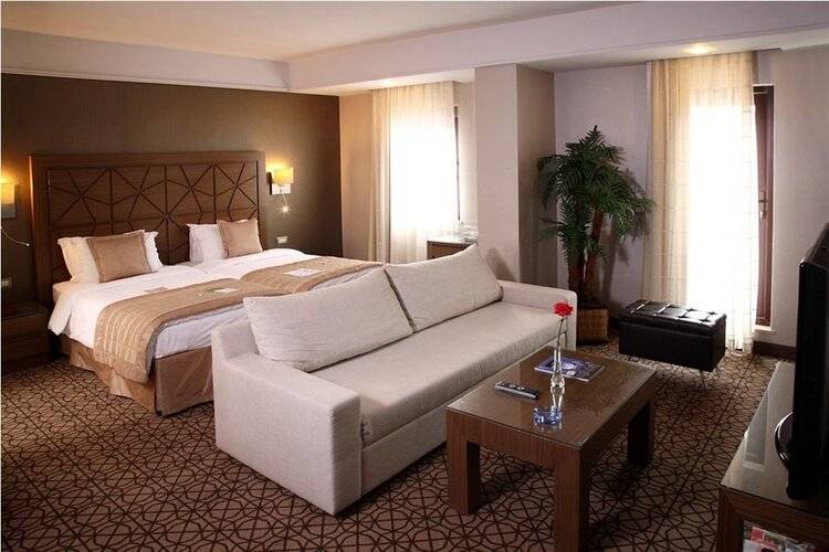 Ramada By Wyndham Istanbul Taksim