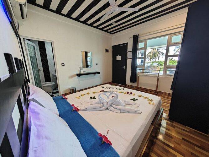 Dhonfulhafi Beach View & Spa