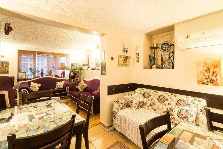 Levanten Hostel