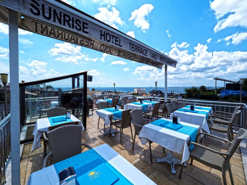Sunrise Hotel
