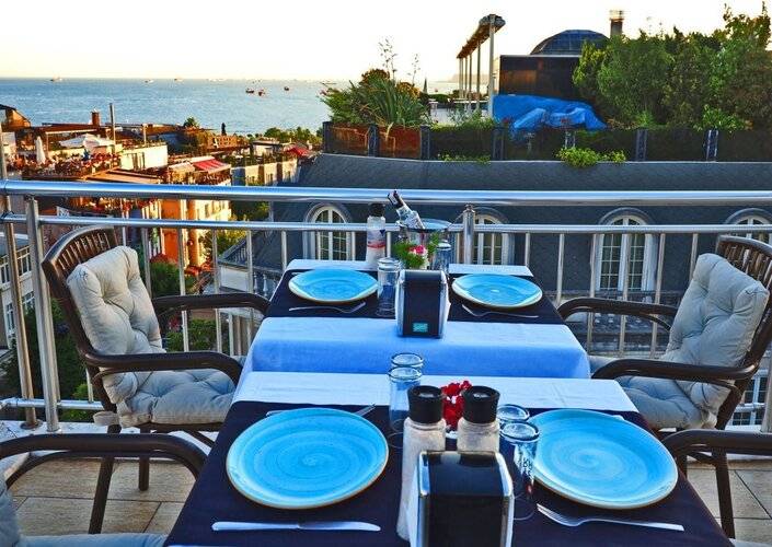 Sunrise Hotel