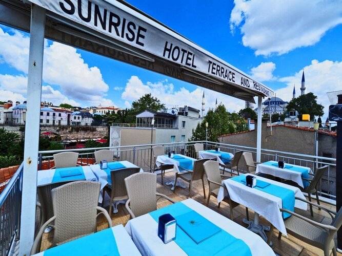 Sunrise Hotel