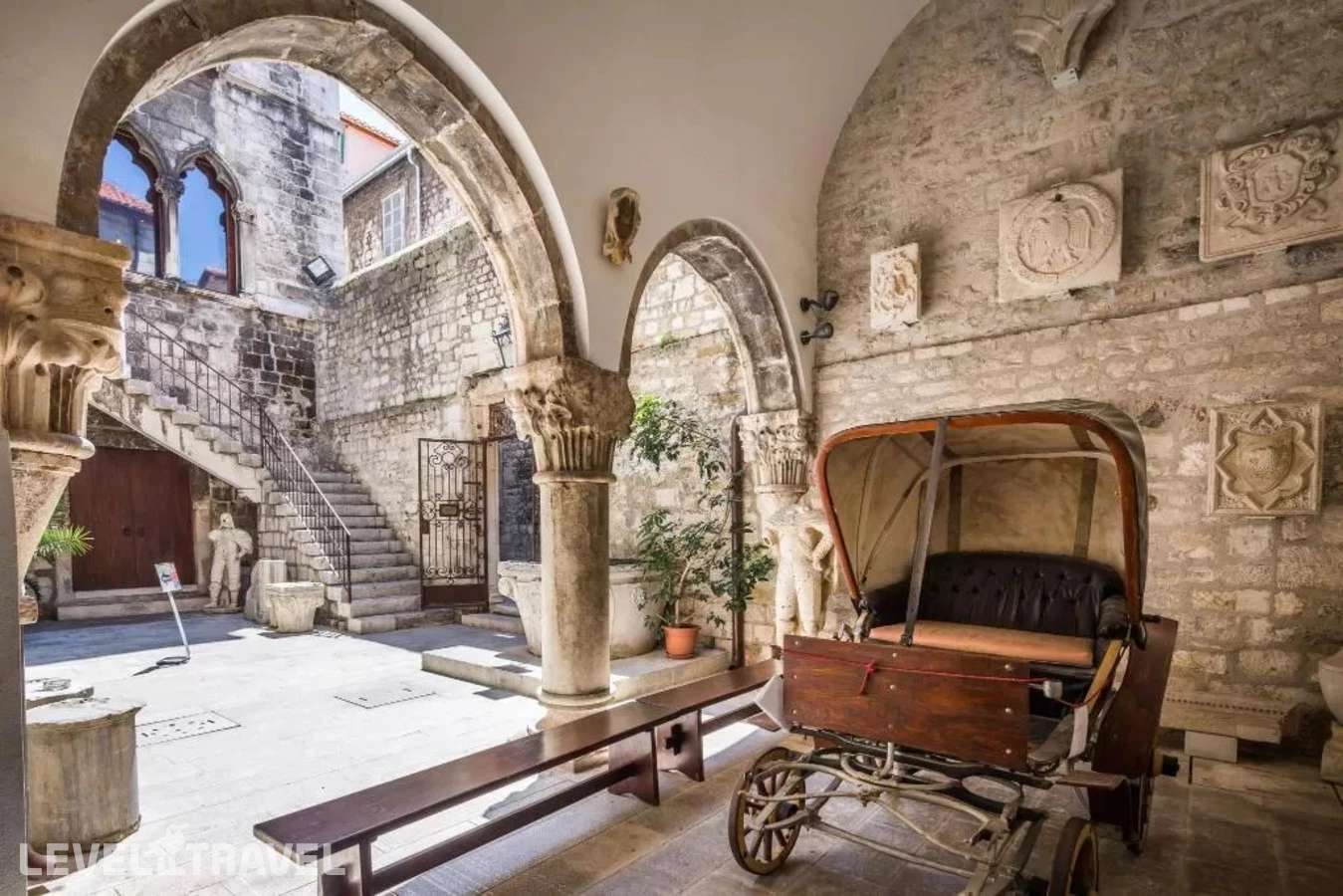 Plaza Marchi Old Town - Quaint & Elegant Hotels