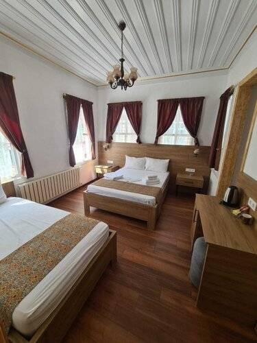 W. House Kadikoy