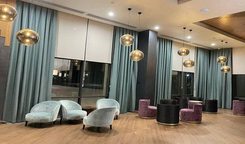 Farovon Hotel