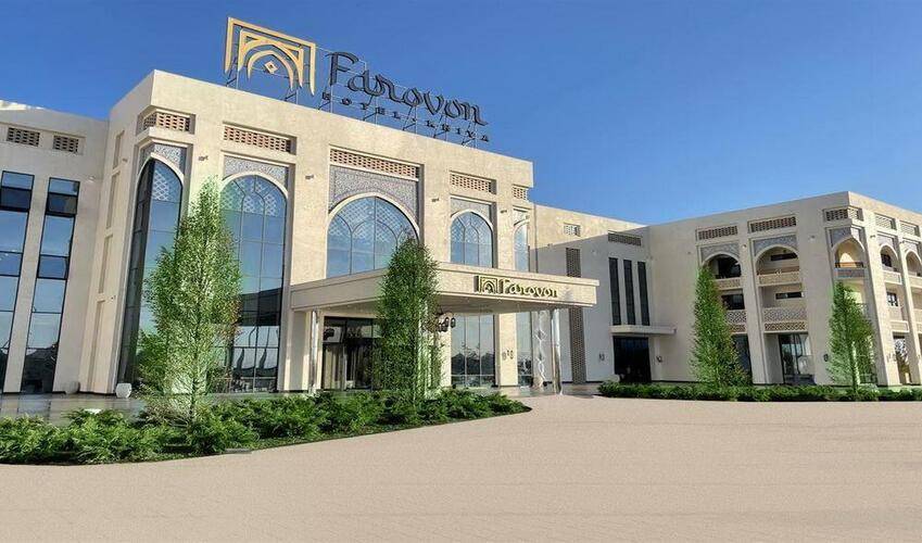 Farovon Hotel