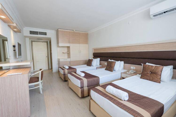 Hotel Caprea Beach