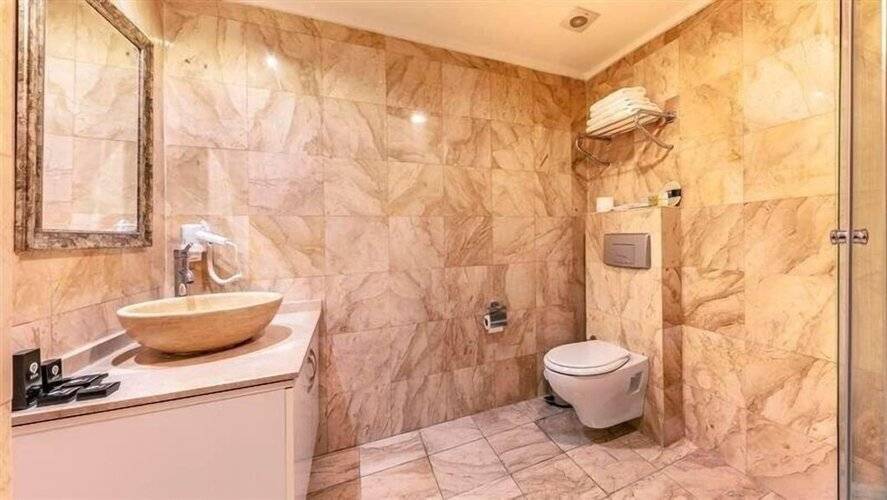 Asia Business Suites