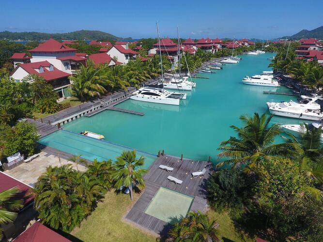 Eden Island Luxury Accommodation