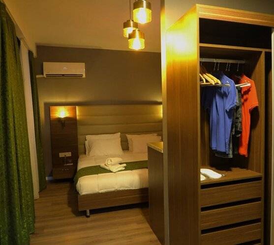 Grand Rue Hotel
