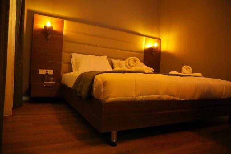 Grand Rue Hotel